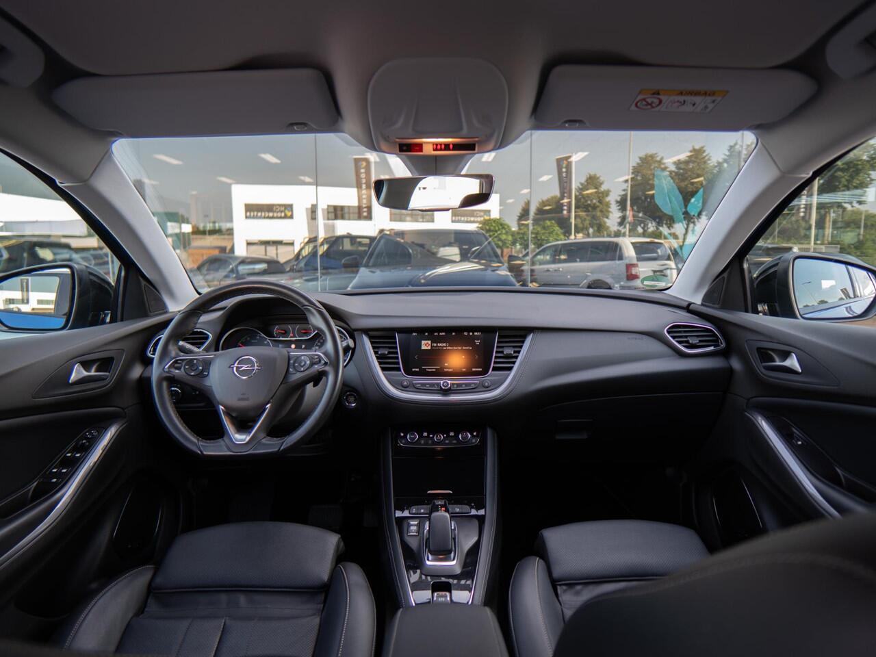 Opel Grandland X 1.6 Turbo Hybrid4 Business Executive | Denon | Ambiente | Stoelventilatie