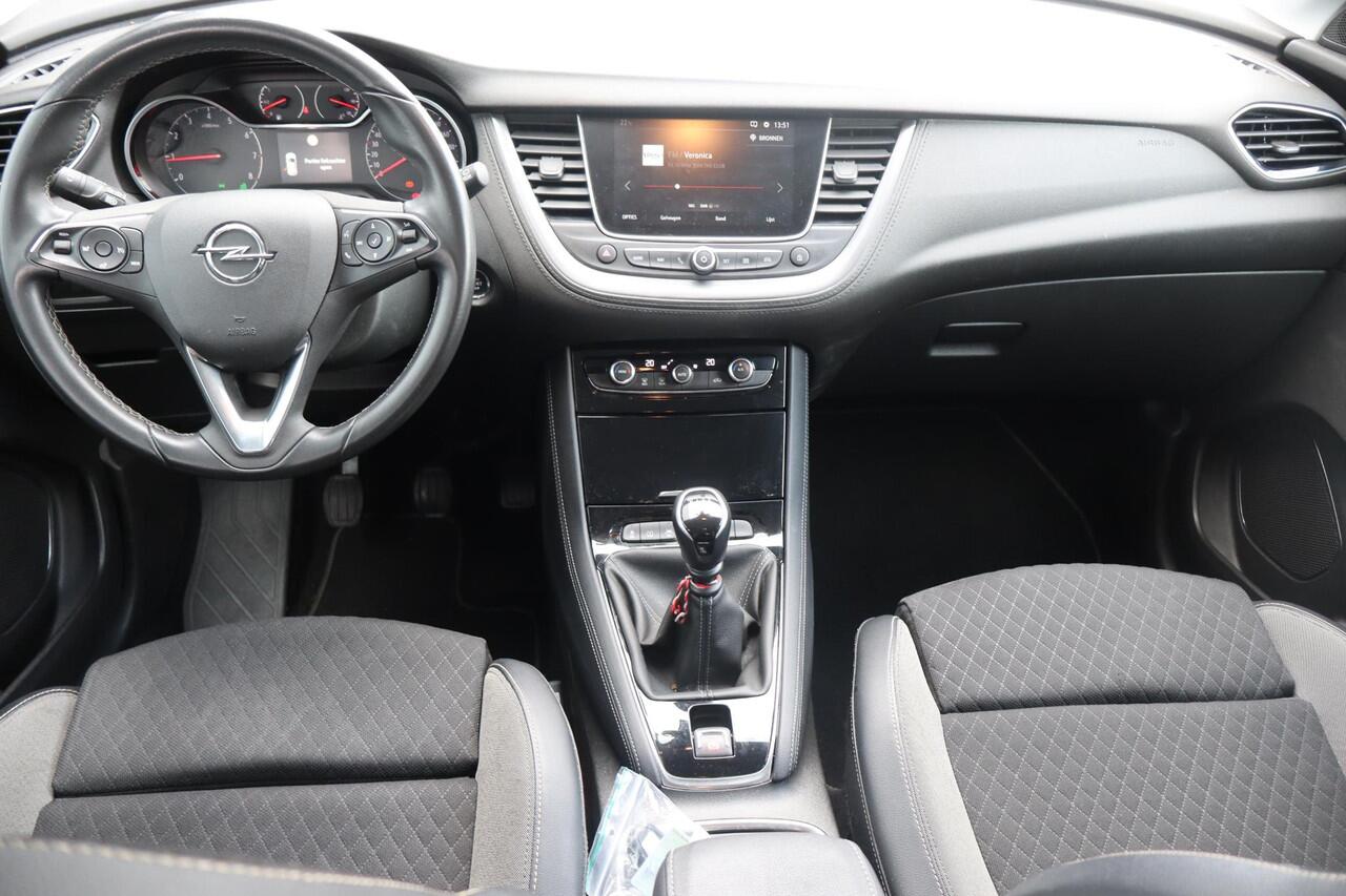Opel Grandland X 1.2 Turbo Business Executive Climate control, Apple Carplay, Cruise control, Elektrische ramen, Trekhaak
