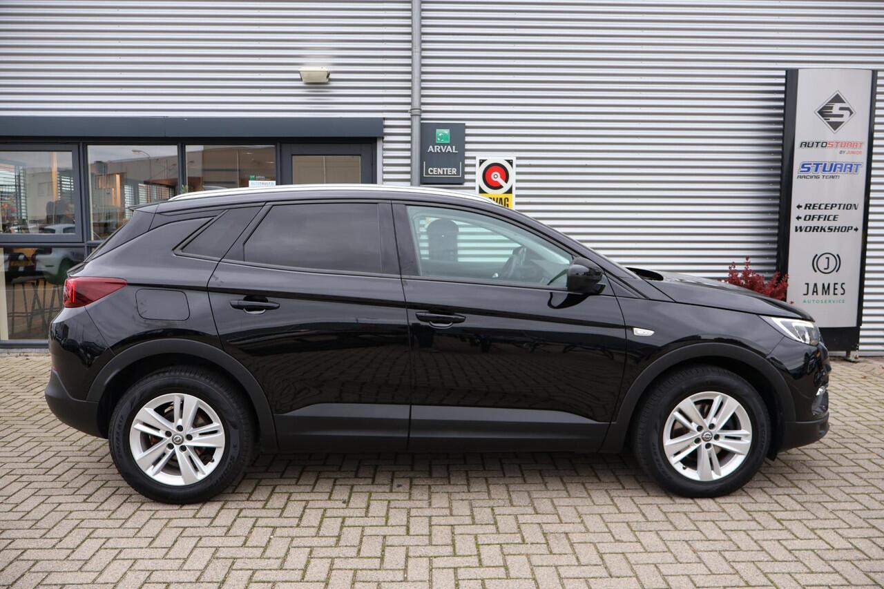 Opel Grandland X 1.2 Business Executive 1e Eigenaar | Dealer Onderh | NL-Auto | BTW | Winterpack | Climate | Navi | Carplay | Keyless | Cruise | PDC | Start/Stop | Hill-Hold | Full Led