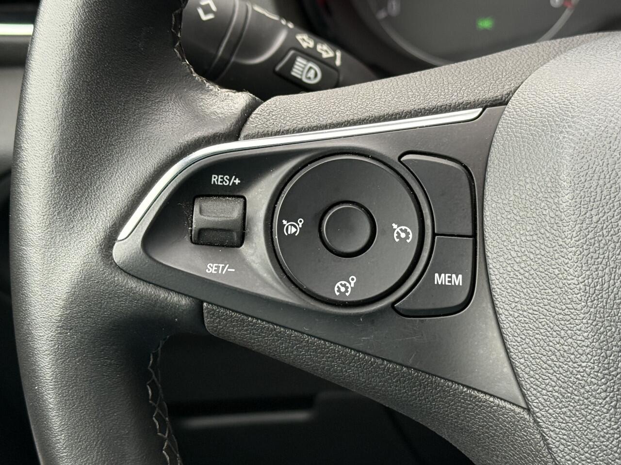 Opel Grandland X BWJ 2020 1.2 131 PK Turbo 120 Jaar Edition 74.000KM! CLIMA | CRUISE | APPLE CARP. | ANDROID AUT. | PRIV. GLAS | PDC | LMV | MULTIFUNCT. STUURWIEL