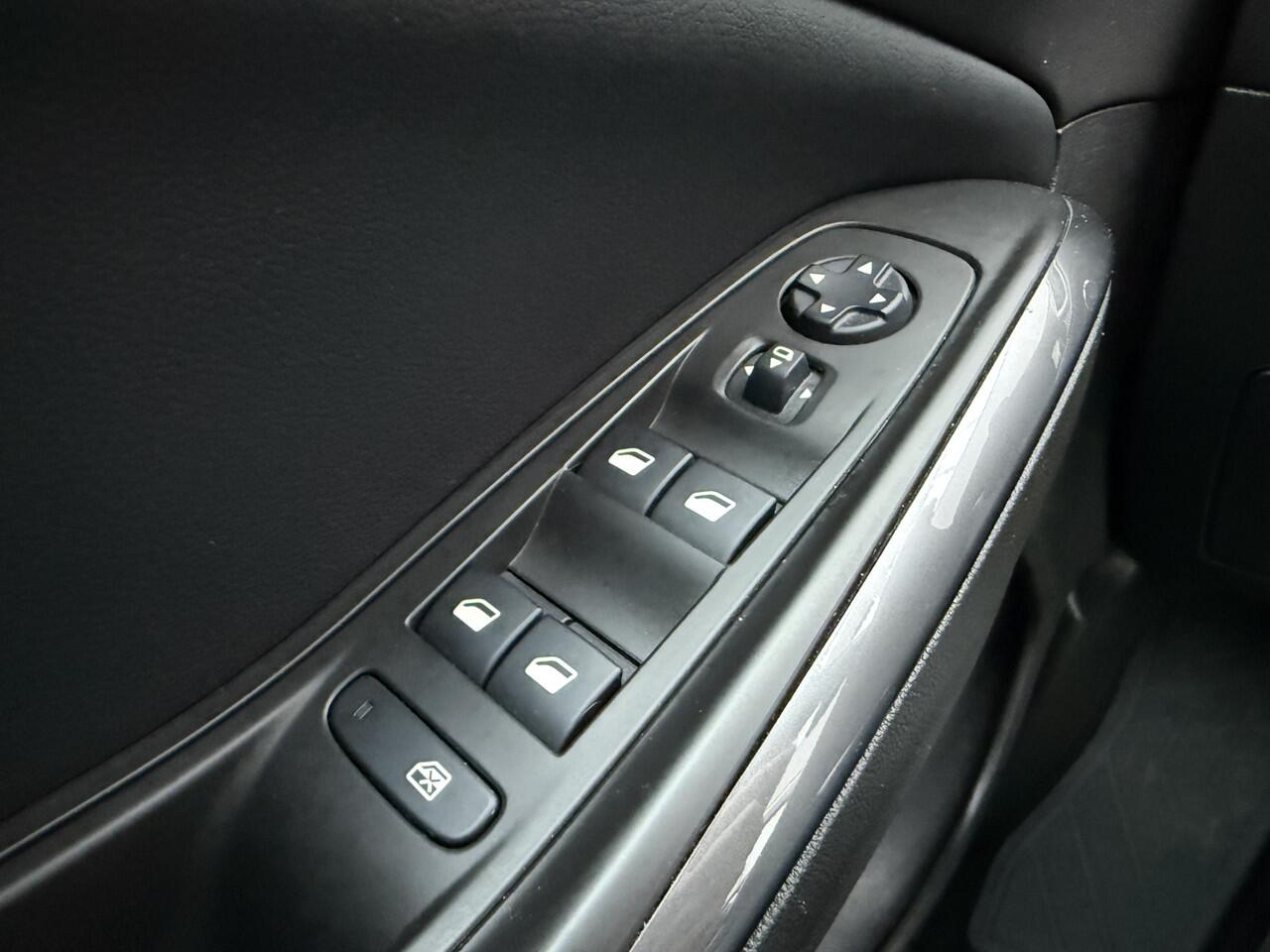 Opel Grandland X 1.2 Turbo 120 Jaar Edition | Riem vv 87.000km | Winterpakket | Apple Carplay