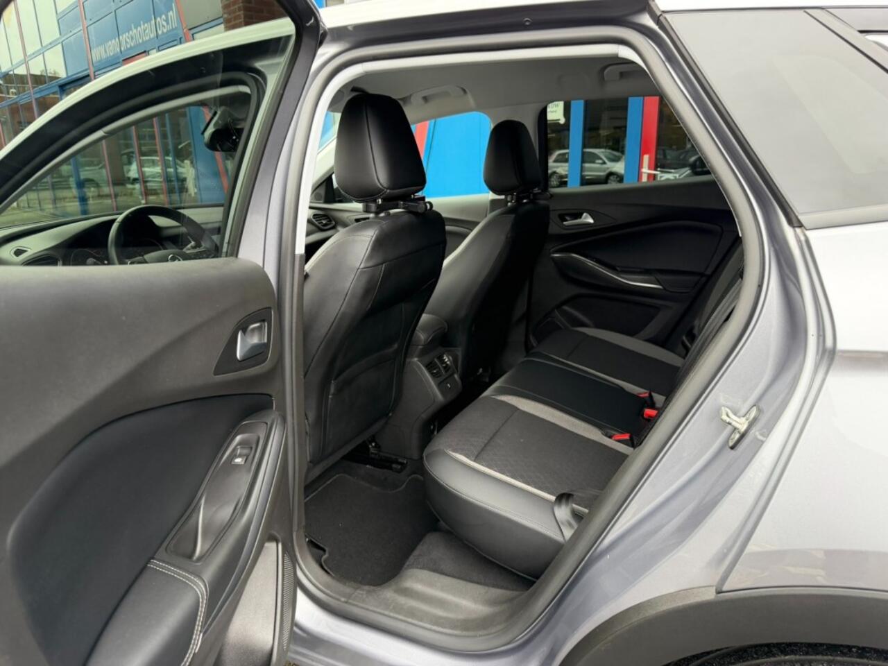 Opel Grandland X 1.2 130pk Navi Carplay Camera Led Airco(ECC) bj2020