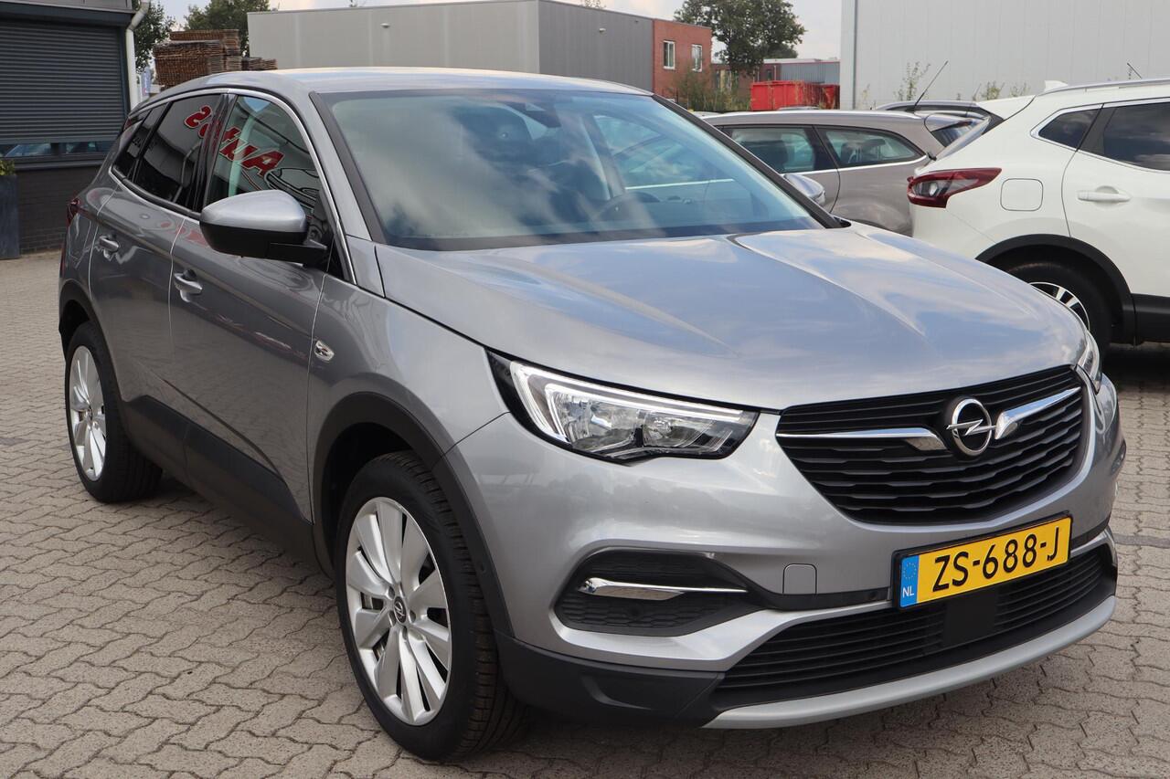 Opel Grandland X 1.2 Turbo Business Executive Climate control, Apple Carplay, Cruise control, Elektrische ramen, Trekhaak
