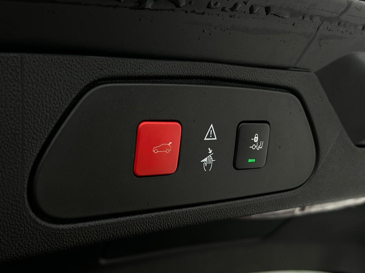 Opel Grandland X 1.6 Turbo Hybrid4 Ultimate NL-AUTO | TREKHAAK | LEDER