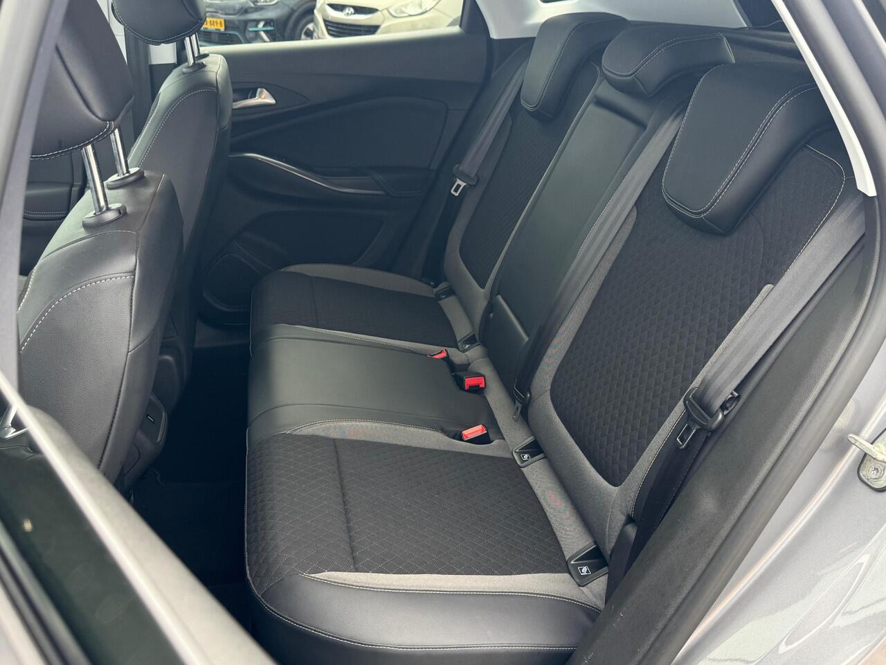 Opel Grandland X 1.2 Turbo Innovation NL-AUTO | NAVI | CARPLAY