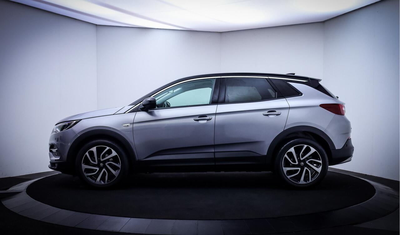 Opel Grandland X 1.6T 180Pk Aut.INNOVATION PANO | FULL LED | 360 CAM | CARPLAY | STUUR+STOELVERW | ACHTERBANK VW | BLINDSPOT | LMV 19''