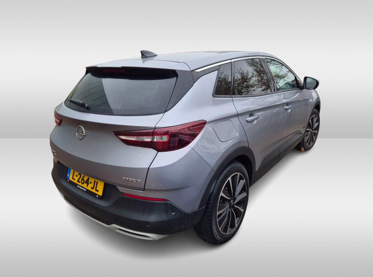 Opel Grandland X 1.6 Turbo Hybrid Business Elegance / 360Camera / CarPlay / Navigatie / Keyless / 19'' / Stoel+Stuurverwarming / Dodehoek / DAB / Cruise Control