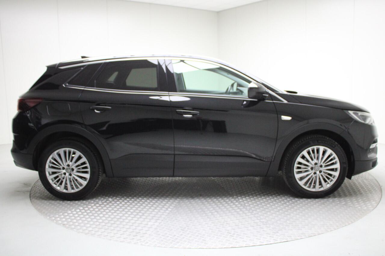 Opel Grandland X 1.2 Turbo Business Executive | automaat | trekhaak | dealer onderhouden | elektr. achterklep | navi | pdc v/a+ camera | carplay | dode hoek