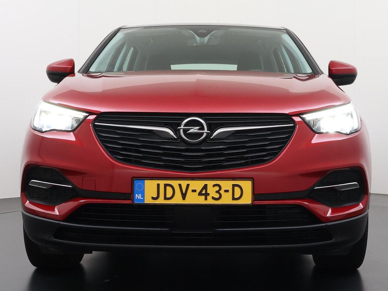 Opel Grandland X 1.6 Turbo Hybrid Business Edition VAN: ¤27.900,- VOOR: ¤23.877,- UW EINDEJAARSVOORDEEL: ¤4.023,- | PHEV PLUG-IN HYBRIDE | STOELVERWARMING| STANDKACHEL| LANE-ASSIST| RIJKLAARPRIJS INCL. 12 MND BOVAG GARANTIE |