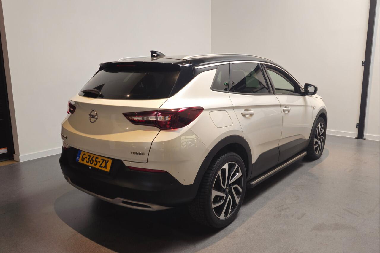 Opel Grandland X 1.2 Turbo Ultimate - Apple Carplay/Android Auto - Stoelverwarming voor en achter - Stoelventilatie - Stuurverwarming - Parelmoer - Leder - Trekhaak - 19' - Denon Premium Soundsystem