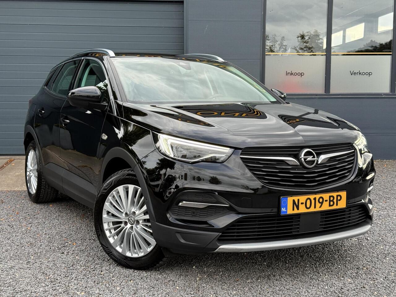 Opel Grandland X 1.2 Turbo Innovation 2e Eigenaar,Trekhaak,Halfleder,131pk,Navi,Clima,Cruise,Camera,Apple Carplay,PDC V+A,Dodehoek Detectie,Nieuwe APK bij Aflevering