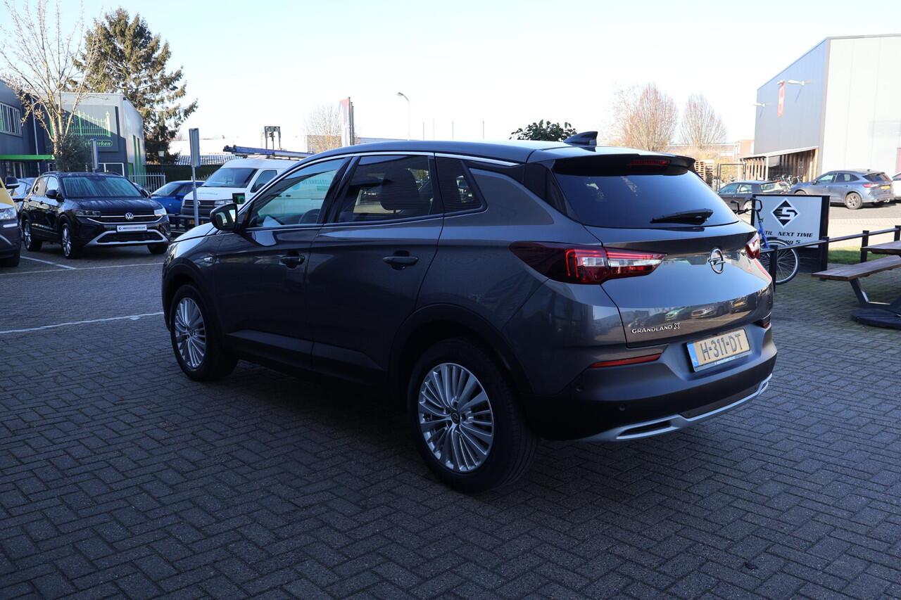 Opel Grandland X 1.2 Turbo Innovation 1e Eigenaar | Volledig Onderh | BTW | NL-Auto | Camera | Navi | Carplay | Elek Klep | Climate | Cruise | DAB | Full Led | Keyless | Bots | PDC |