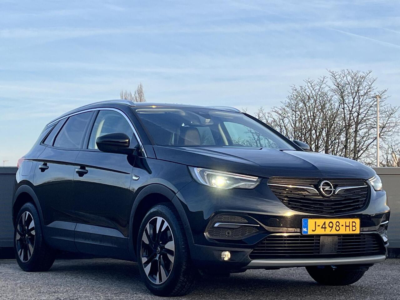 Opel Grandland X Innovation 1.2 Turbo 130pk | AGR-STOELEN | KEYLESS | FULL LED | STOELVERW. | ELEK. A. KLEP | ISOFIX | NAVI PRO | APPLE CARPLAY / ANDROID AUTO |