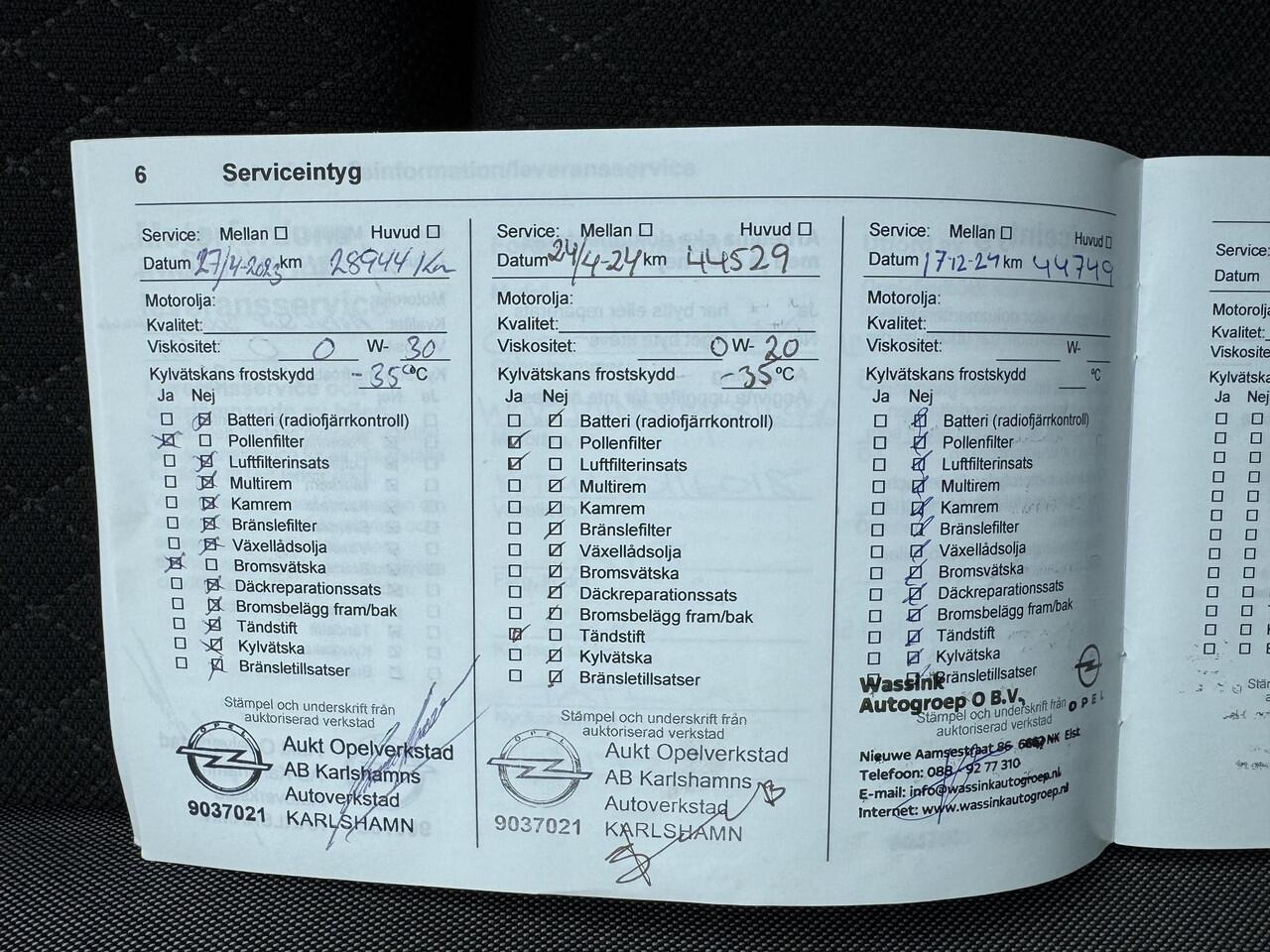 Opel Grandland X 1.2 Turbo GS Line / Stoelverwarming voor en achter / Stuurverwarming / Achteruitrijcamera / Cruise control / All season banden