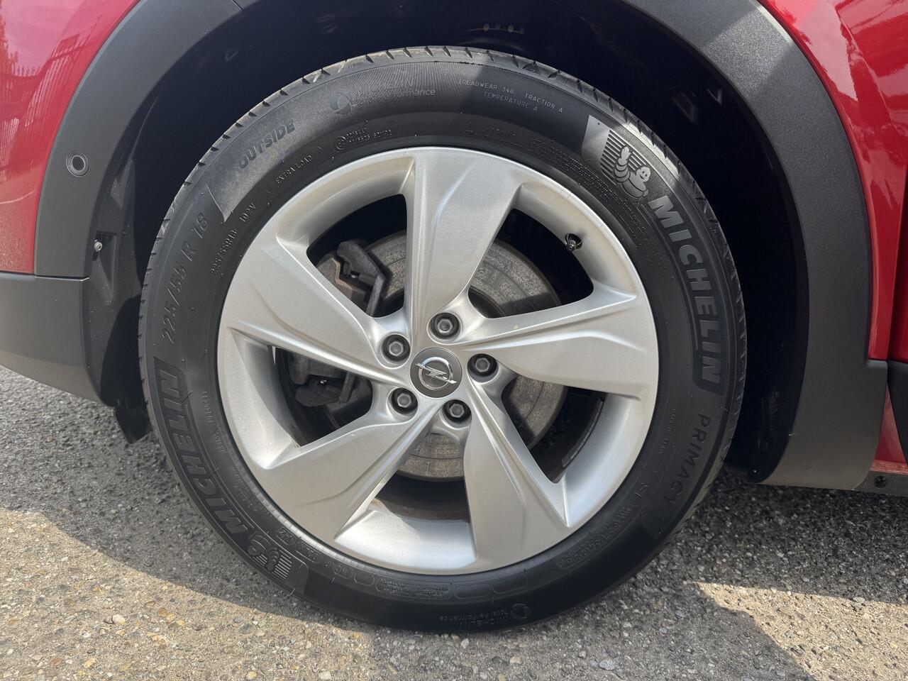 Opel Grandland X 1.6 Turbo Hybrid Business Elegance PHEV // FULL LED // KEYLESS // NAVI+CARPLAY // CAMERA+SENSOREN // ELEK. ACHTERKLEP // STOELVERWARMING //