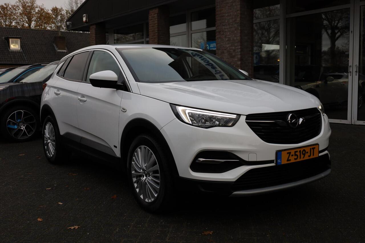 Opel Grandland X 1.6 Turbo Hybrid Ultimate PHEV CARPLAY HALF-LEER 2xPDC CRUISE NAVI CLIMA 18"LMV+ALL-SEASONS! ELEC.ACHTERKLEP ENZ.
