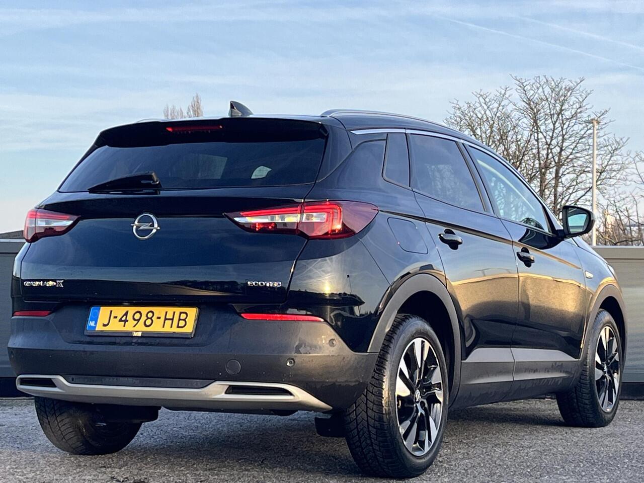 Opel Grandland X Innovation 1.2 Turbo 130pk | AGR-STOELEN | KEYLESS | FULL LED | STOELVERW. | ELEK. A. KLEP | ISOFIX | NAVI PRO | APPLE CARPLAY / ANDROID AUTO |