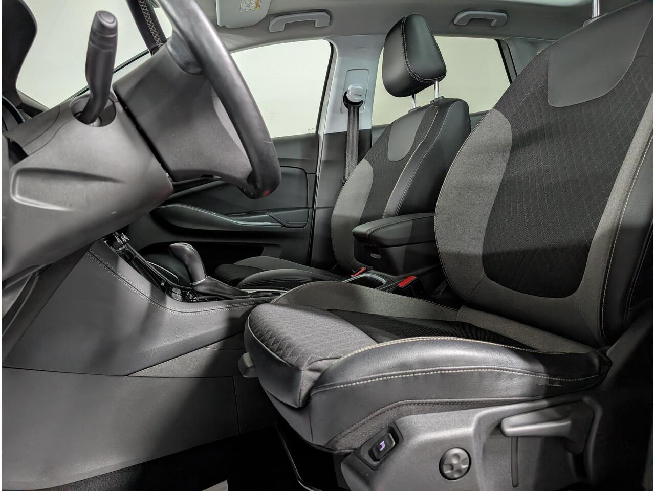 Opel Grandland X Ultimate 1.6 Turbo 180pk EAT8 | 1.600 KG TREKGEWICHT | AGR-STOELEN | TWO-TONE! | PANODAK | CAMERA | TREKHAAK | WINTERPACK | FULL LED | ISOFIX |