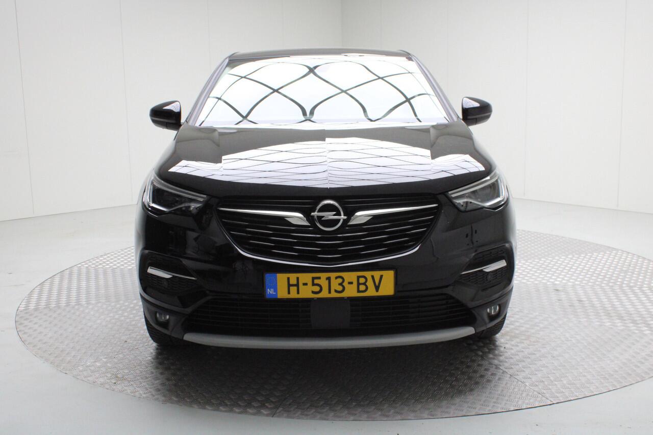 Opel Grandland X 1.2 Turbo Business Executive | automaat | trekhaak | dealer onderhouden | elektr. achterklep | navi | pdc v/a+ camera | carplay | dode hoek
