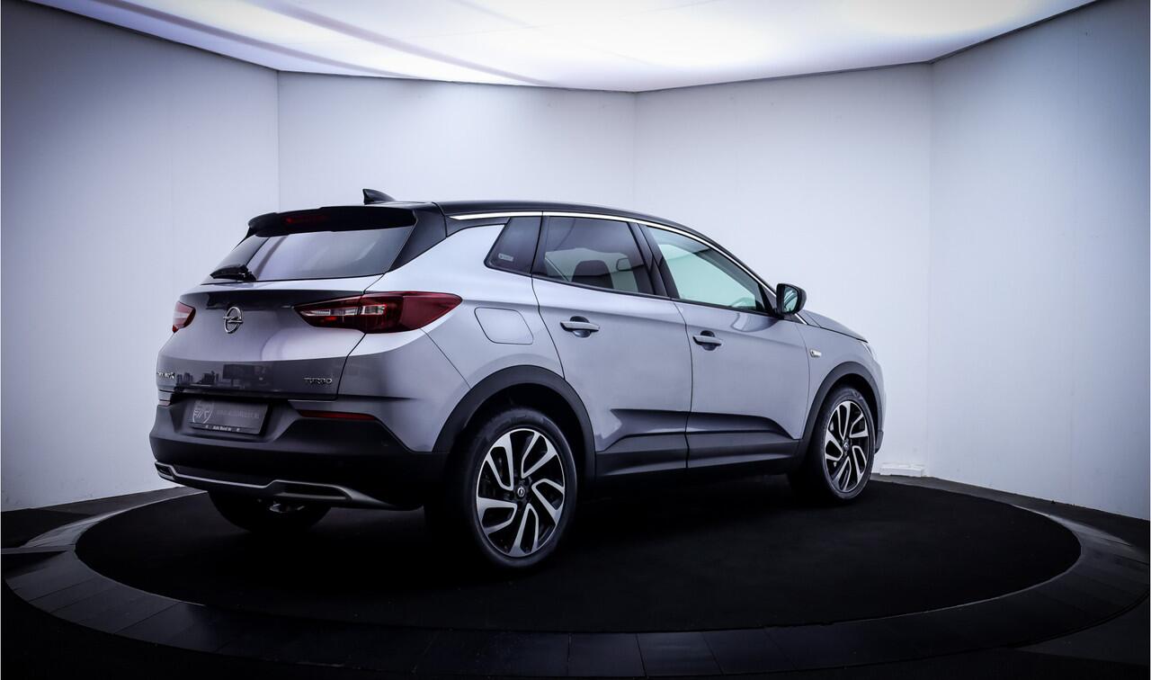 Opel Grandland X 1.6T 180Pk Aut.INNOVATION PANO | FULL LED | 360 CAM | CARPLAY | STUUR+STOELVERW | ACHTERBANK VW | BLINDSPOT | LMV 19''