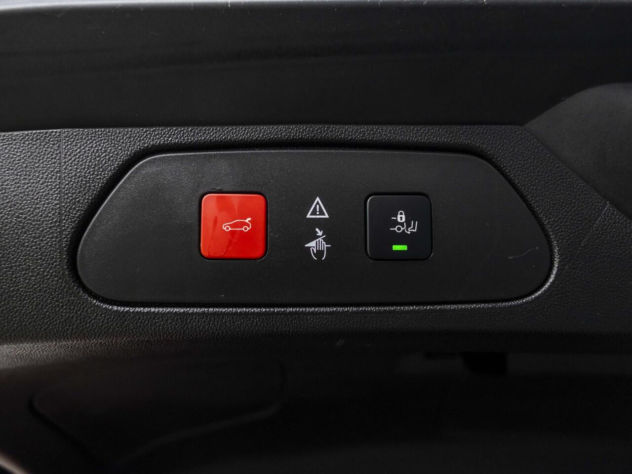 Opel Grandland X 1.6 Turbo Hybrid Business Elegance