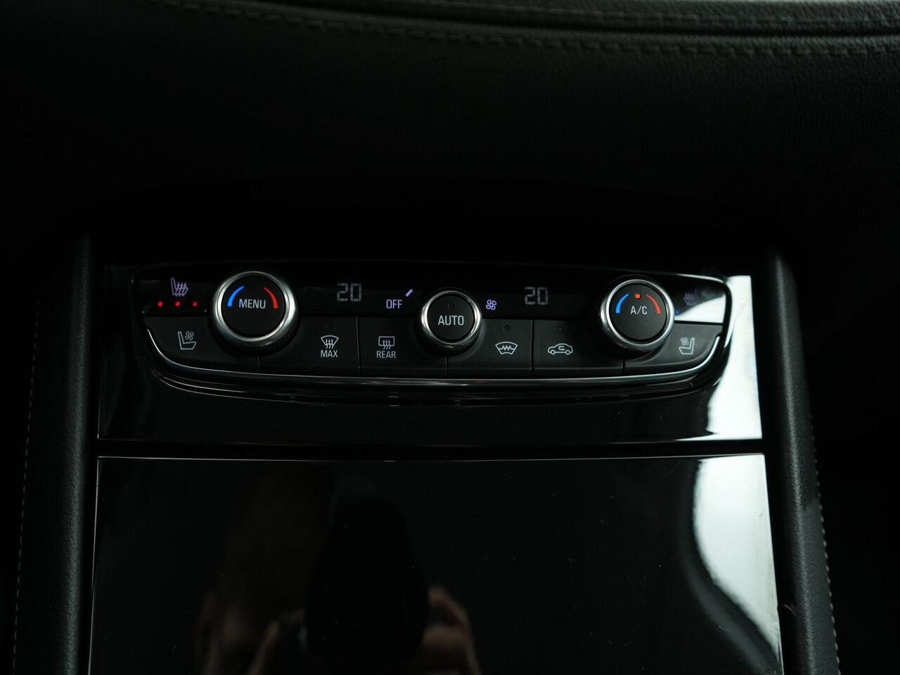 Opel Grandland X 1.6 HYBRID 225PK ULTIMATE AUT8 | 1e eigenaar | Carplay | Leer