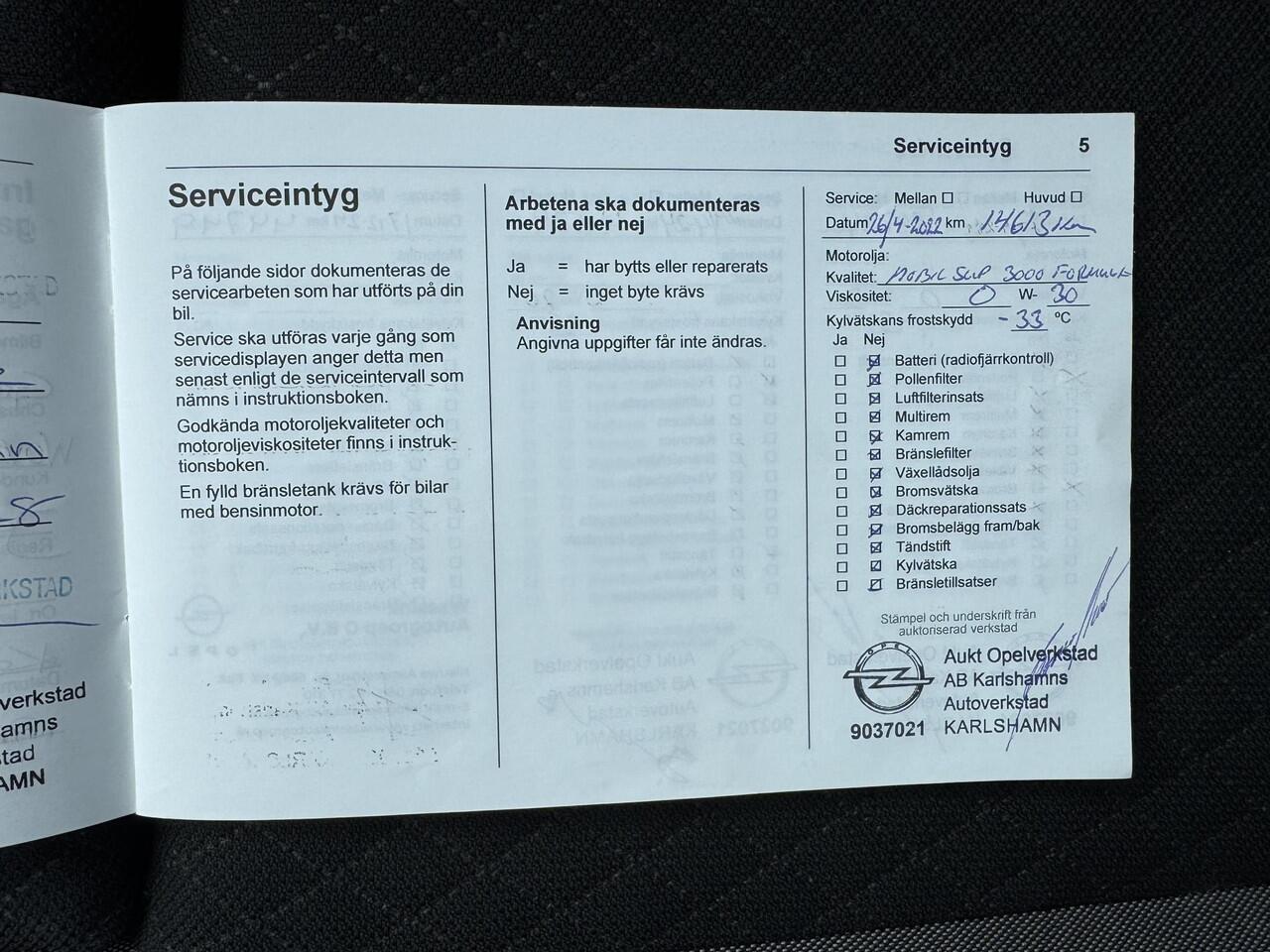 Opel Grandland X 1.2 Turbo GS Line / Stoelverwarming voor en achter / Stuurverwarming / Achteruitrijcamera / Cruise control / All season banden