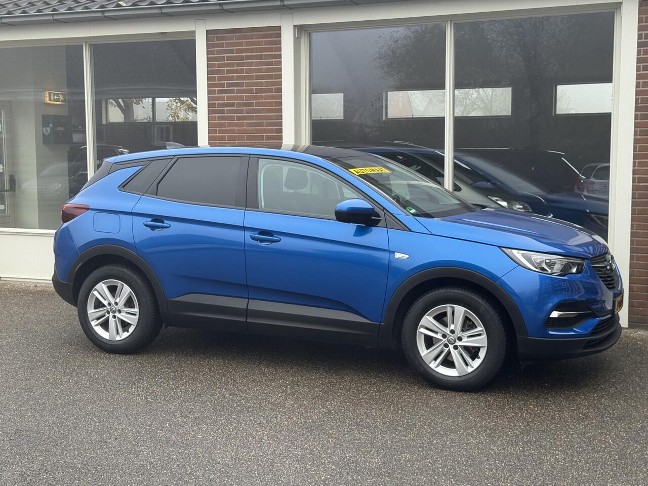 Opel Grandland X 1.2 Turbo Edition Automaat, 130 Pk, Airco/ECC, Panhttps://wheelerdelta.autodata.nl/data/files/00/02/52/78/49/16/0/160/120/foto.jpgoramadak, Trekhaak,