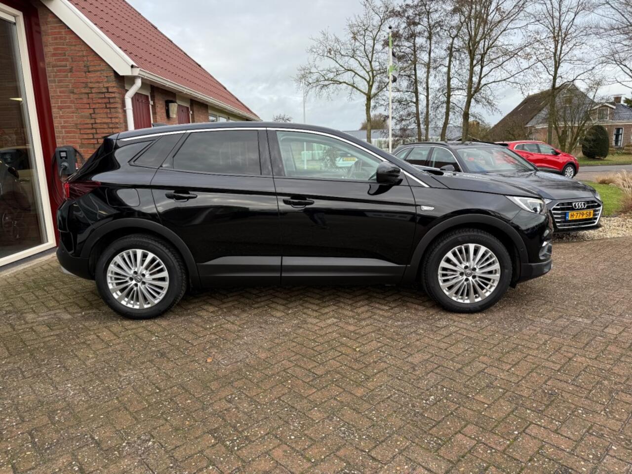 Opel Grandland X 1.2 TURBO INNOVATION TREKHAAK/PDC/CRUISE/ENZ.