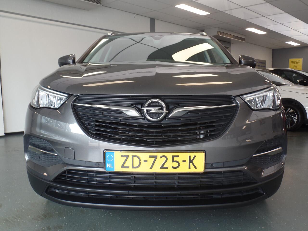 Opel Grandland X 1.2 Turbo Business + Navigatie, Achteruitrijcamera, Pdc, Cruise controle, Elek ramen, V/A, Deels leder, Lm velgen 17''Ex eerste eigenaar, Nederlandse auto!! Bovag afleverpakket 695,-