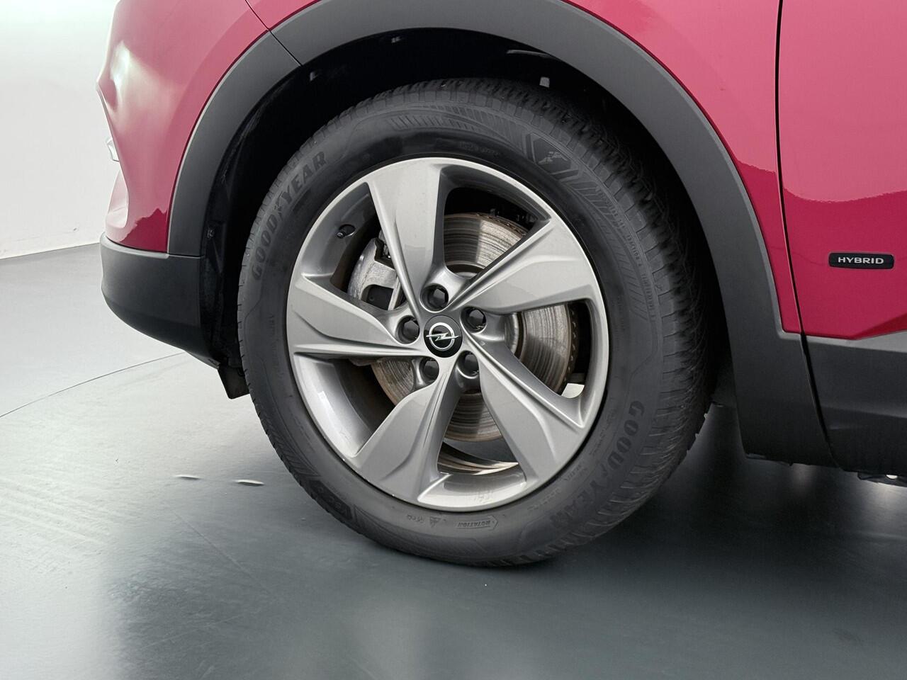 Opel Grandland X 1.6 Turbo Hybrid Business Edition PHEV PLUG-IN HYBRIDE | STOELVERWARMING| STANDKACHEL| LANE-ASSIST| RIJKLAARPRIJS INCL. 12 MND BOVAG GARANTIE | NAVI|