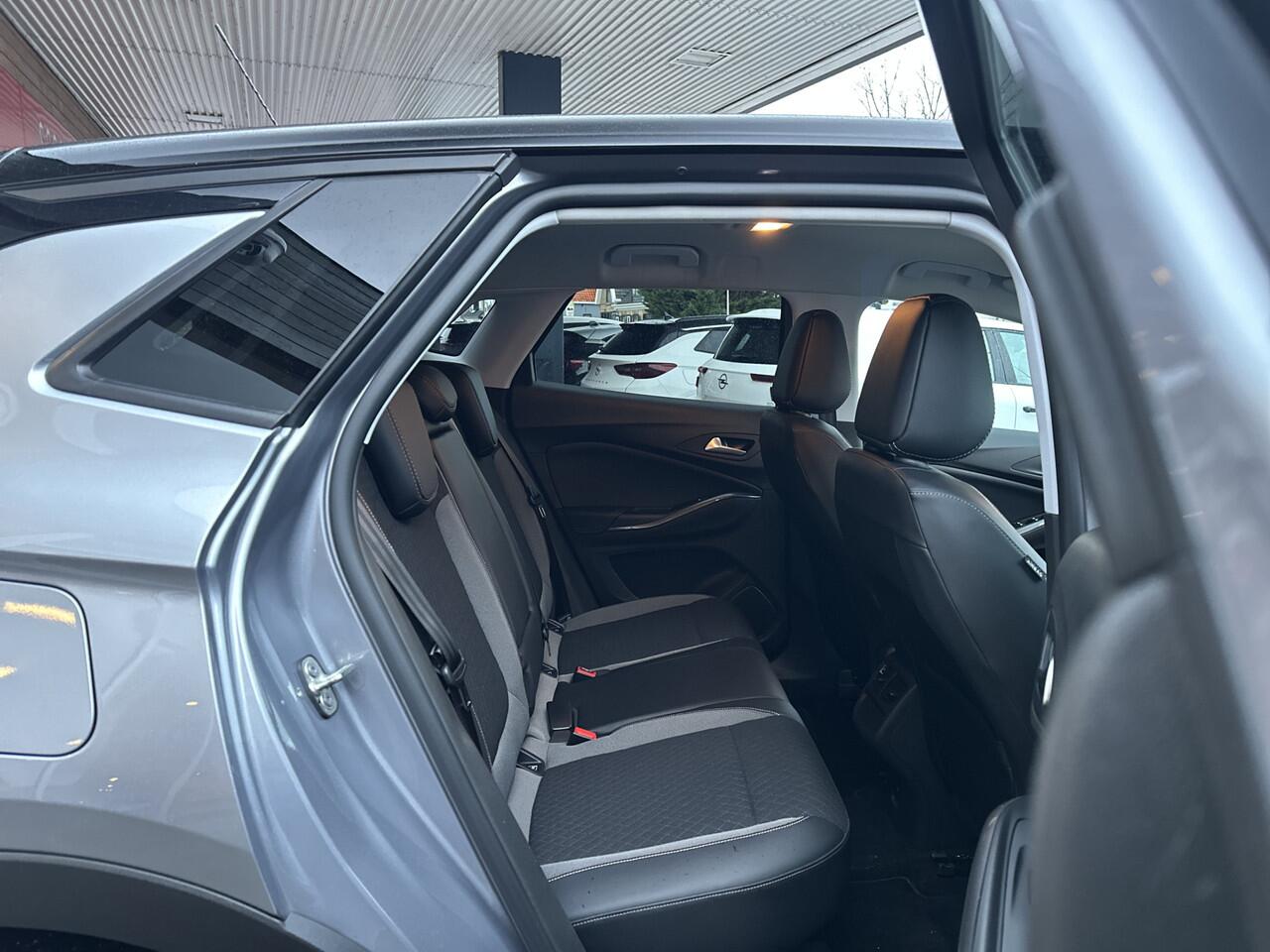 Opel Grandland X 1.2 Turbo Business Edition Trekhaak/Winterpaket/All season.