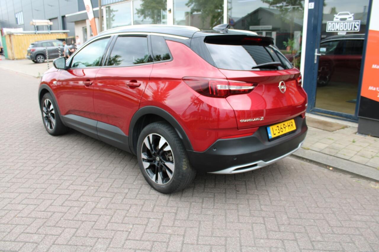 Opel Grandland X 1.2 Turbo Innovation