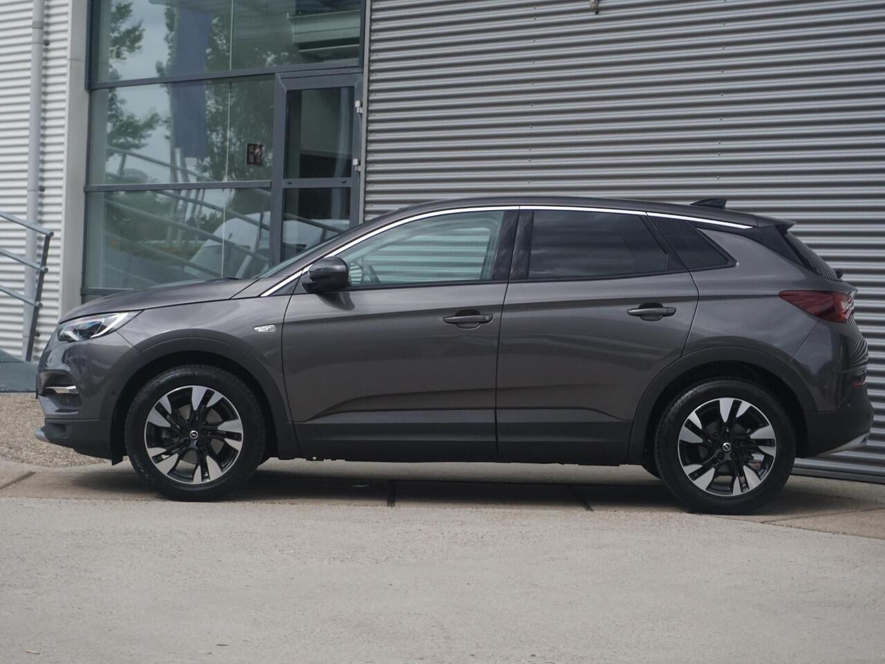Opel Grandland X 1.2 Turbo Business Elegance