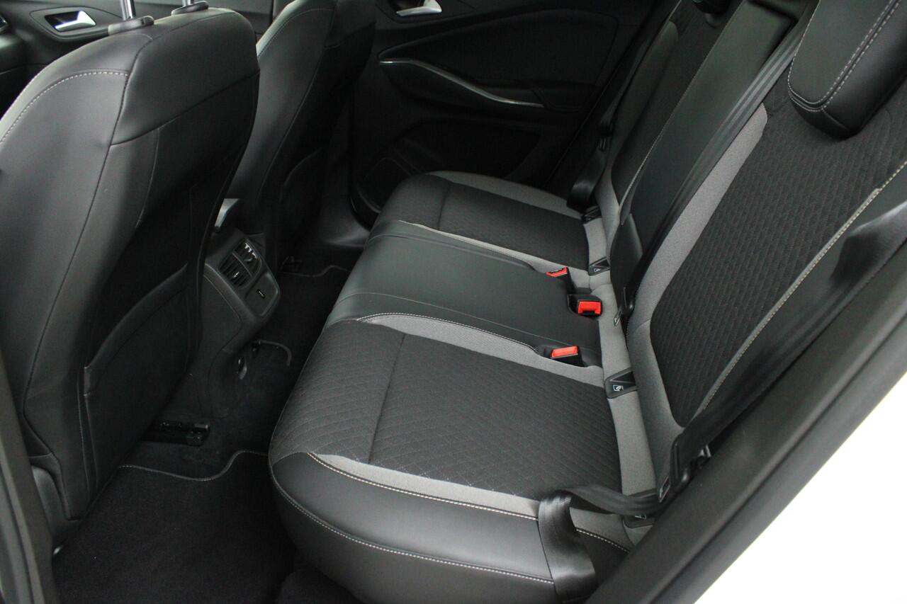 Opel Grandland X 1.2 Turbo Innovation | climate control | pdc v/a + camera | elektr. achterklep | navi fullmap | carplay | panoramadak | dodehoek | keyless