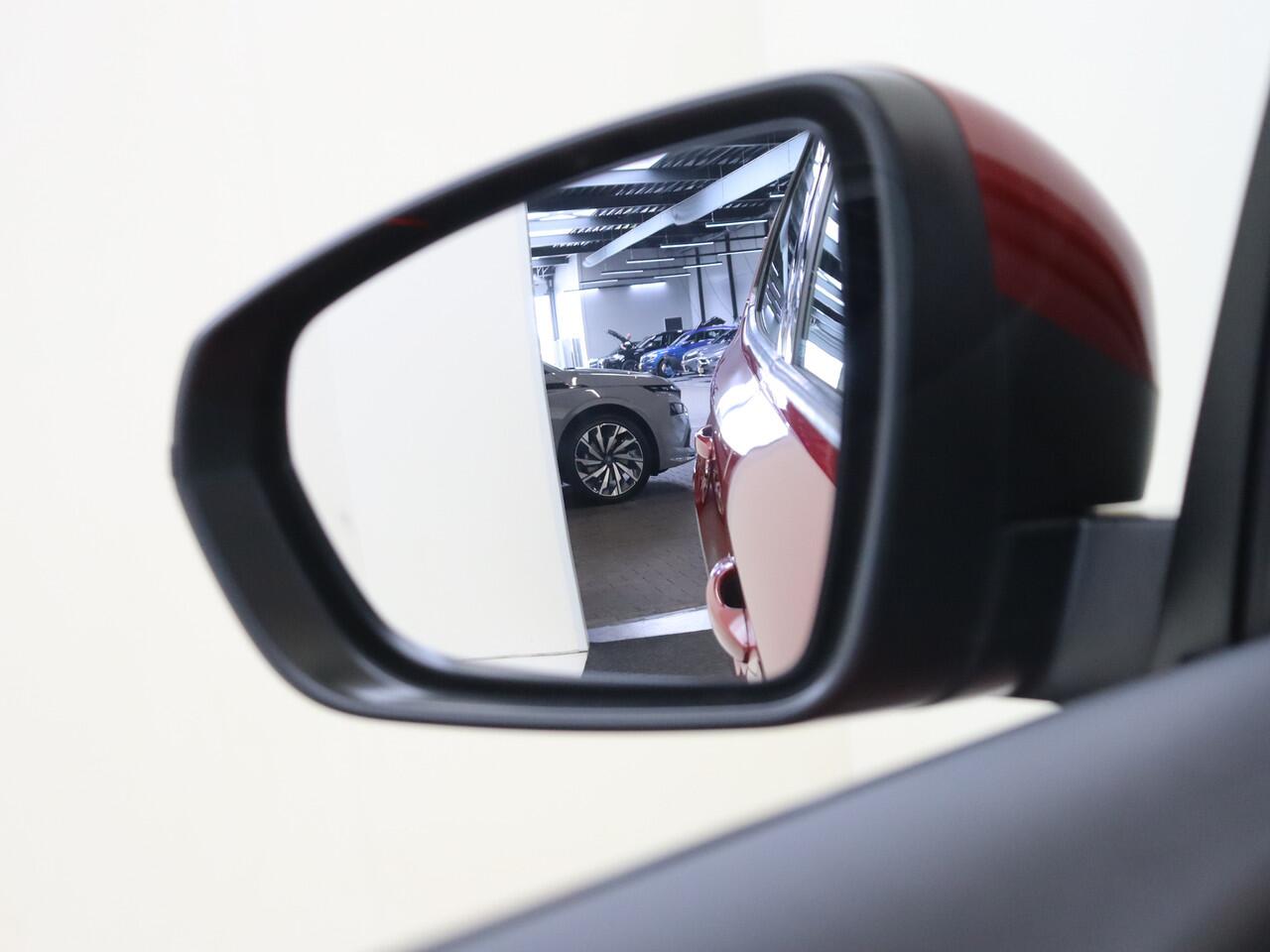 Opel Grandland X 1.6 Turbo Hybrid Business Edition | Stoelverwarming | Navigatie | Camera | Carplay | 225pk |