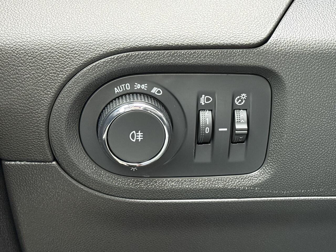 Opel Grandland X BWJ 2020 1.2 131 PK Turbo 120 Jaar Edition 74.000KM! CLIMA | CRUISE | APPLE CARP. | ANDROID AUT. | PRIV. GLAS | PDC | LMV | MULTIFUNCT. STUURWIEL