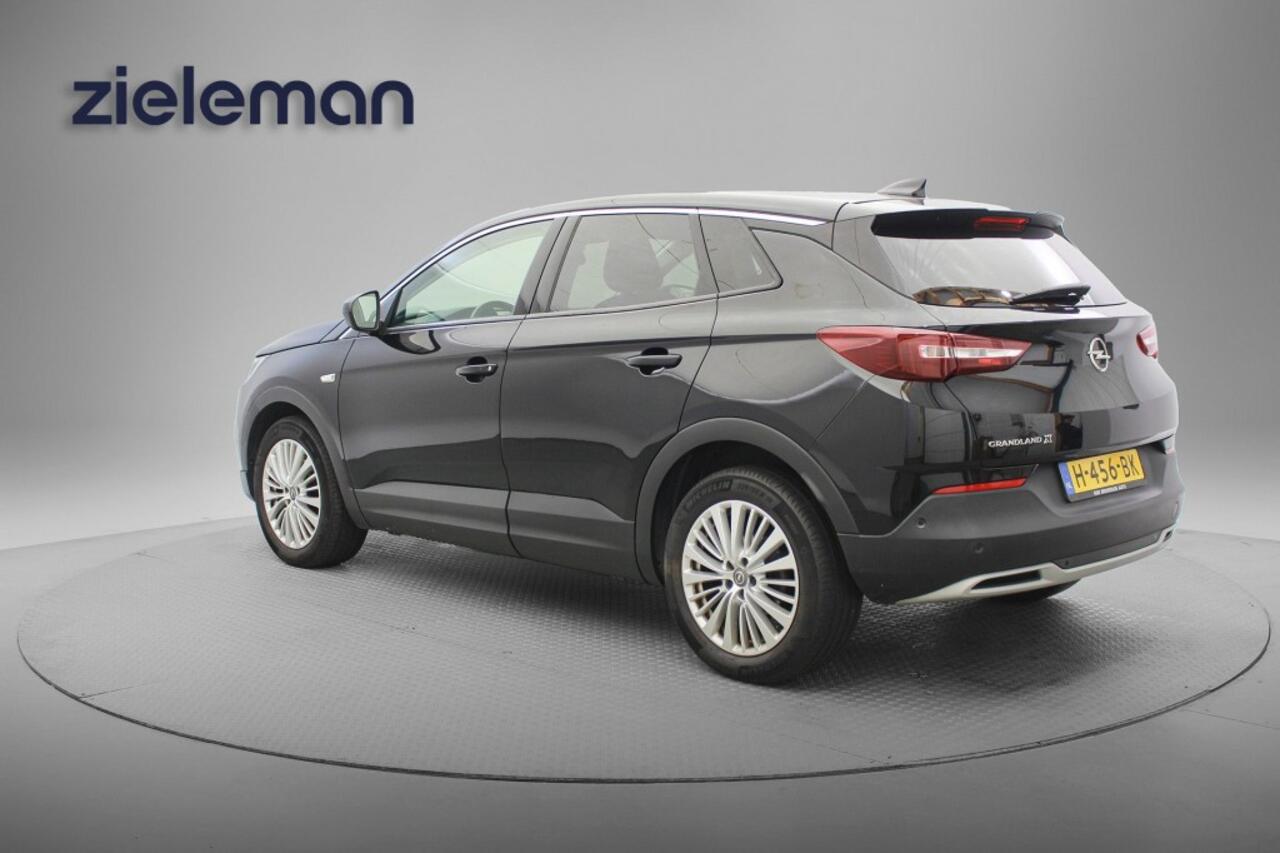 Opel Grandland X 1.2 Turbo Business Executive Automaat - Carplay, Navi, Cruise, Clima