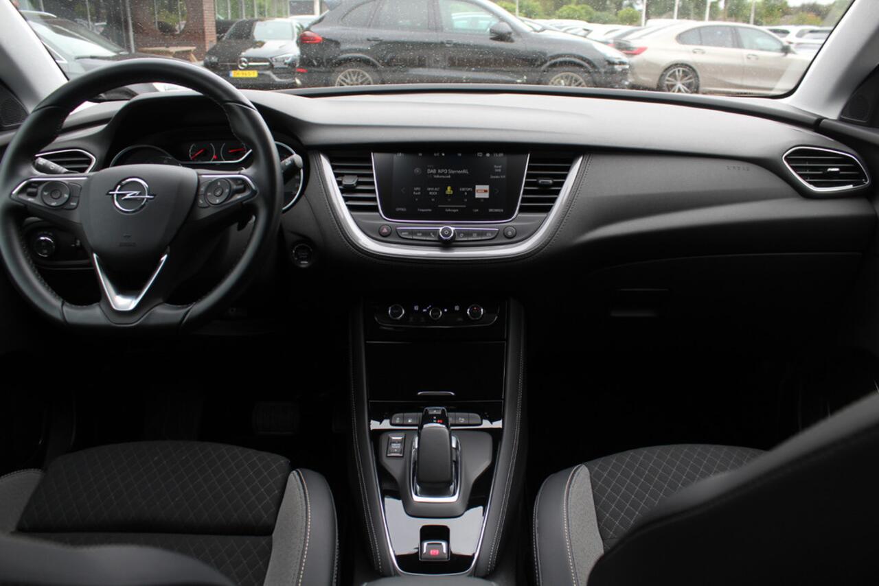 Opel Grandland X 1.6 Turbo Hybrid Business Elegance / 360Camera / CarPlay / Navigatie / Keyless / 19'' / Stoel+Stuurverwarming / Dodehoek / DAB / Cruise Control