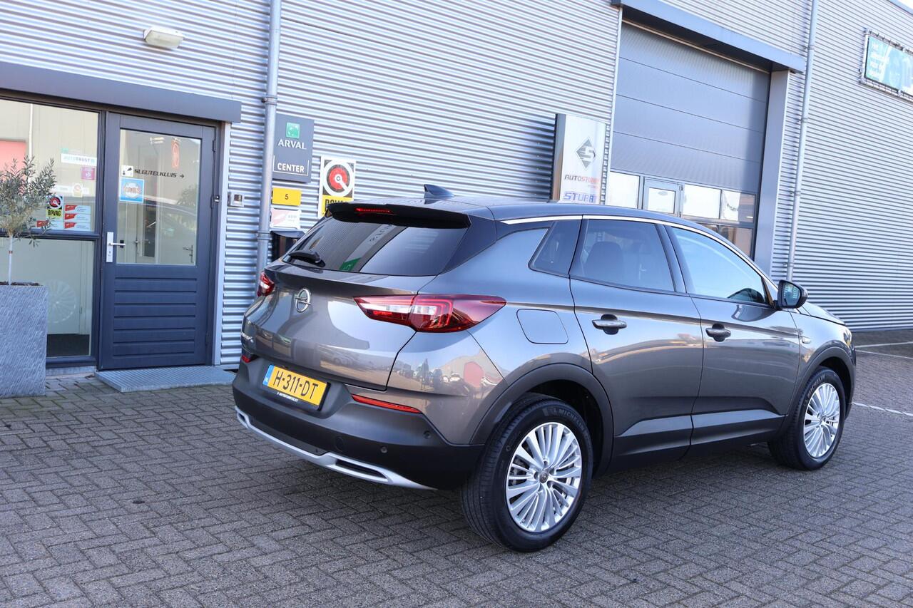 Opel Grandland X 1.2 Turbo Innovation 1e Eigenaar | Volledig Onderh | BTW | NL-Auto | Camera | Navi | Carplay | Elek Klep | Climate | Cruise | DAB | Full Led | Keyless | Bots | PDC |