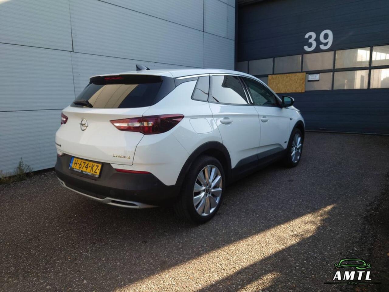 Opel Grandland X 