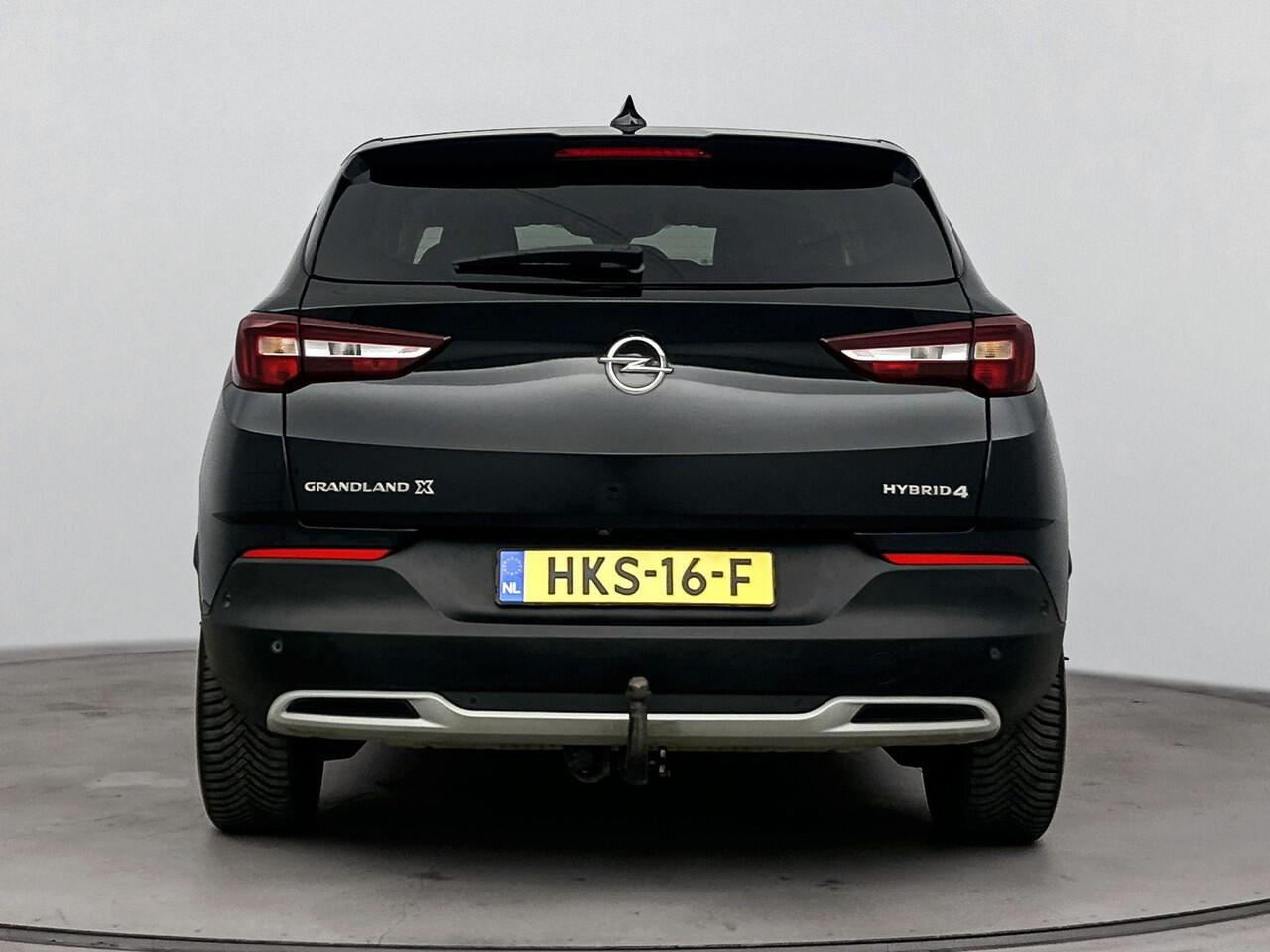 Opel Grandland X 1.6 Turbo Hybrid4 Elegance | PHEV 300 PK | Comfortstoelen | Trekhaak | Navigatie | Camera | All Season banden | Parkeersensoren |