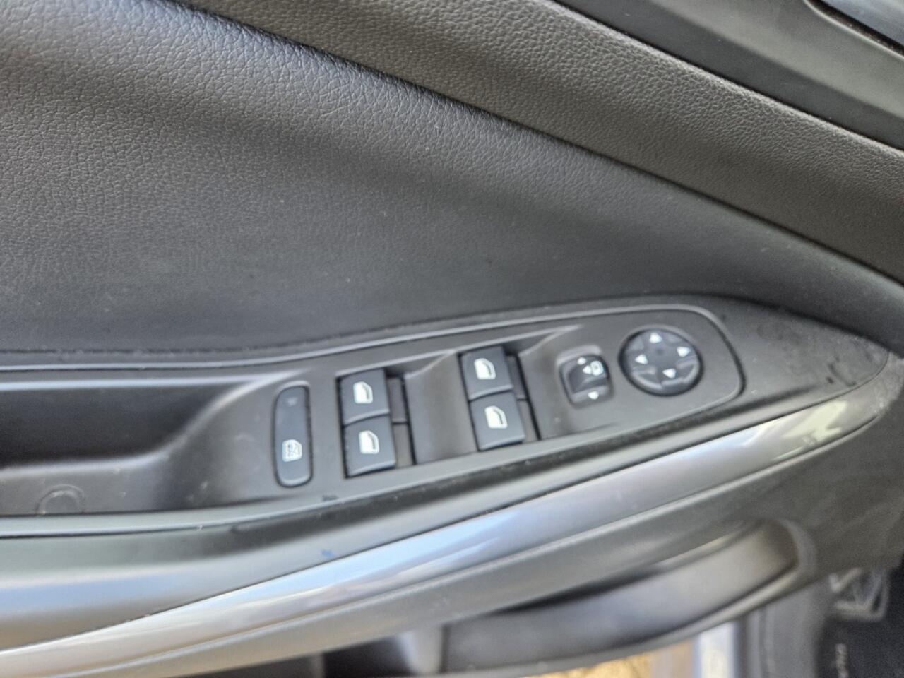 Opel Grandland X 130 PK Turbo Business Executive | Stoel/Stuurverwarming | Comfor