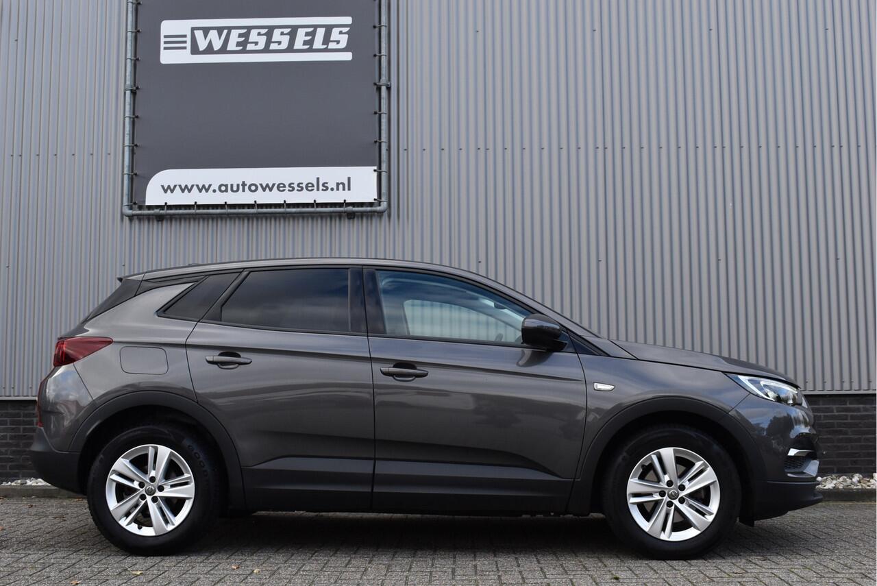Opel Grandland X 1.2 Turbo Edition Navi, PDC, Cruise, Carplay, Trekhaak