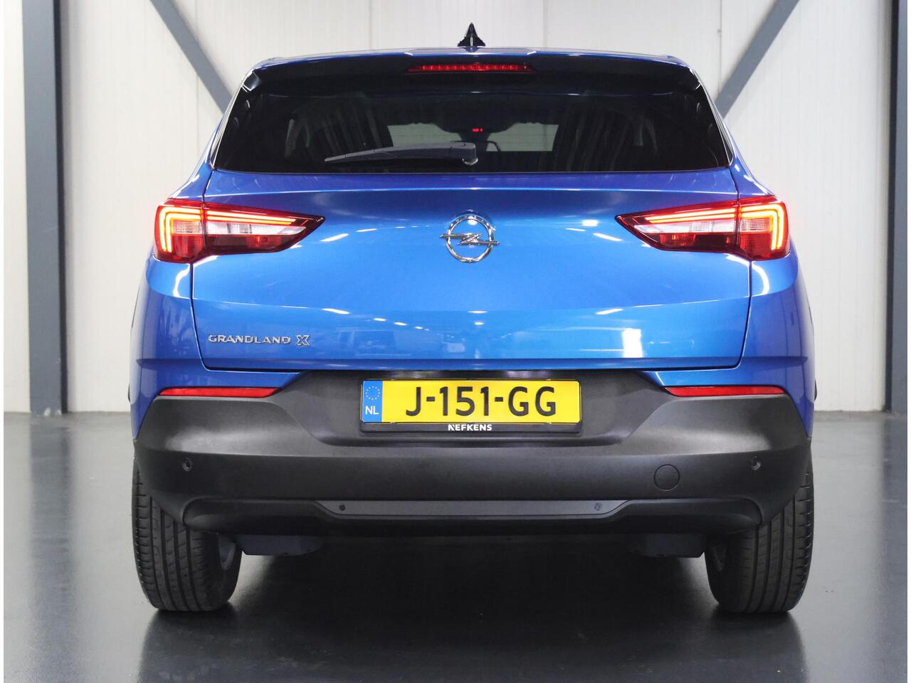 Opel Grandland X 130PK Turbo Edition | AppleCarPlay/AndroidAuto | Panoramadak | Navigatie | Cruise Control | Climate Control | LED | Armsteun | Parkeersensoren | Isofix | Privacy Glass |