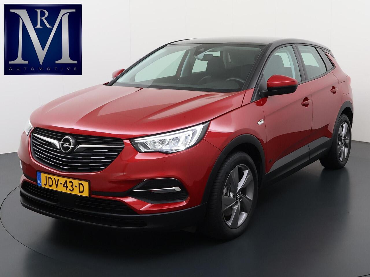 Opel Grandland X 1.6 Turbo Hybrid Business Edition VAN: ¤27.900,- VOOR: ¤23.877,- UW EINDEJAARSVOORDEEL: ¤4.023,- | PHEV PLUG-IN HYBRIDE | STOELVERWARMING| STANDKACHEL| LANE-ASSIST| RIJKLAARPRIJS INCL. 12 MND BOVAG GARANTIE |