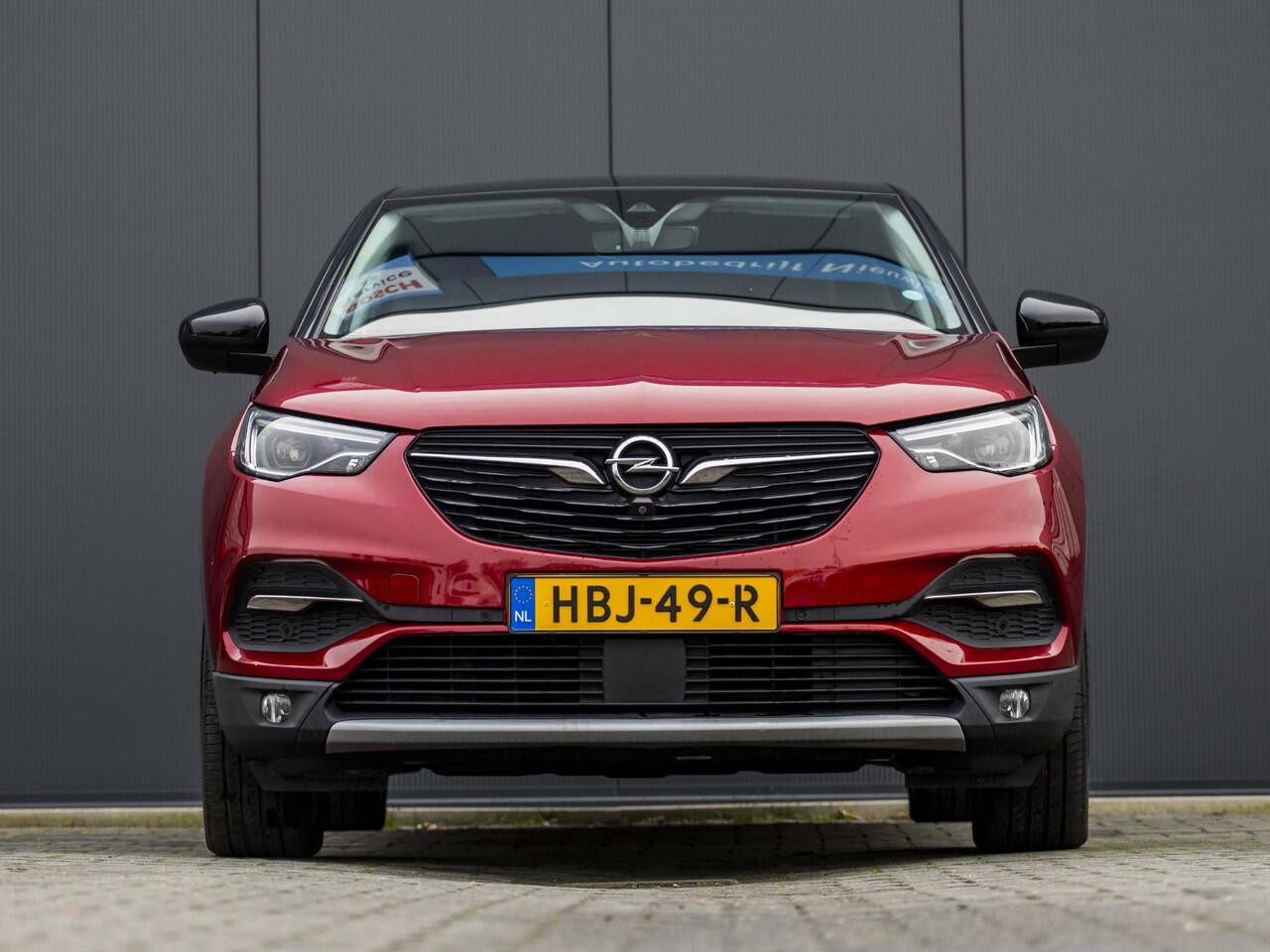 Opel Grandland X 1.6 Turbo Hybrid Business Elegance