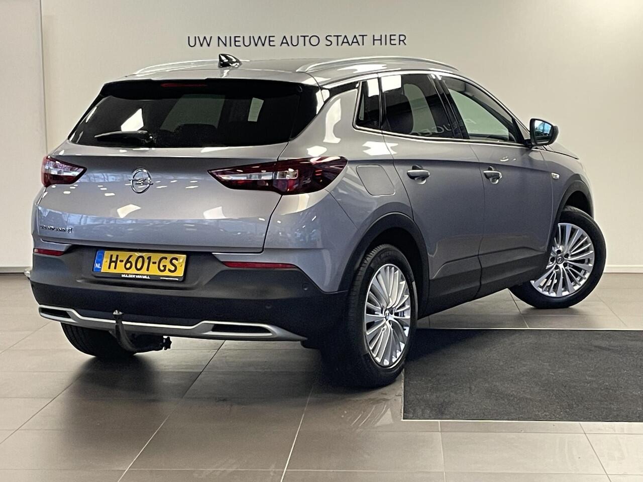 Opel Grandland X Innovation+ 1.2 Turbo 130pk EAT8 | LEDER | TREKHAAK | FULL LED | NAVI | CAMERA | APPLE CARPLAY / ANDROID AUTO | AGR-STOELEN | KEYLESS | ELEK. A.KLEP | ISOFIX |