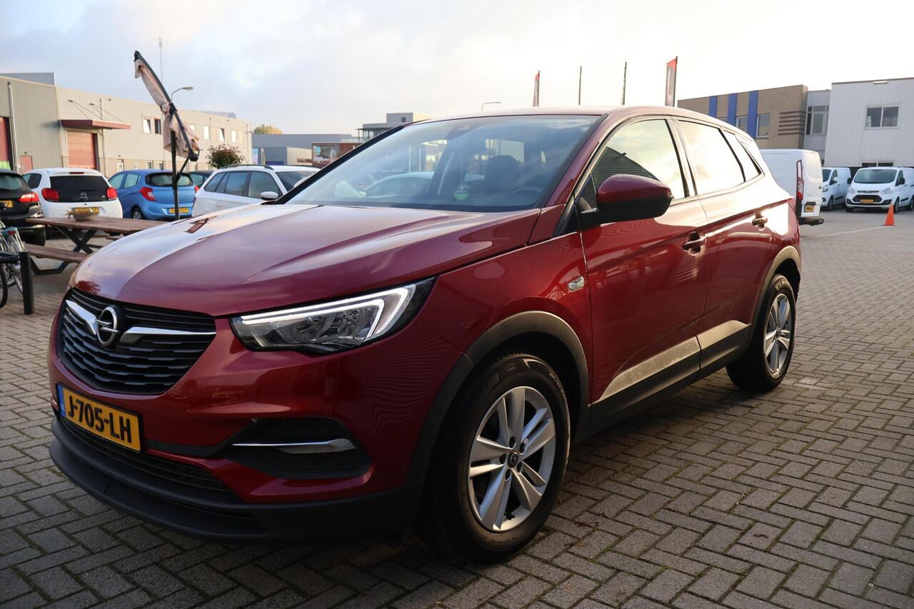 Opel Grandland X 1.2 Business Edition 2e Eigenaar | NL-Auto | Volledig Onderh. | BTW | Camera | Carplay | Navi | Climate | Business+ | Bots Systeem | Opel Eye Pack | Full Led
