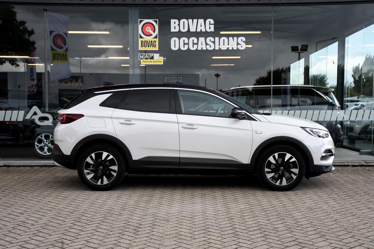 Opel Grandland X Innovation 1.2 Turbo 130pk ADAPT. CC/ 18''LM/ CAM.